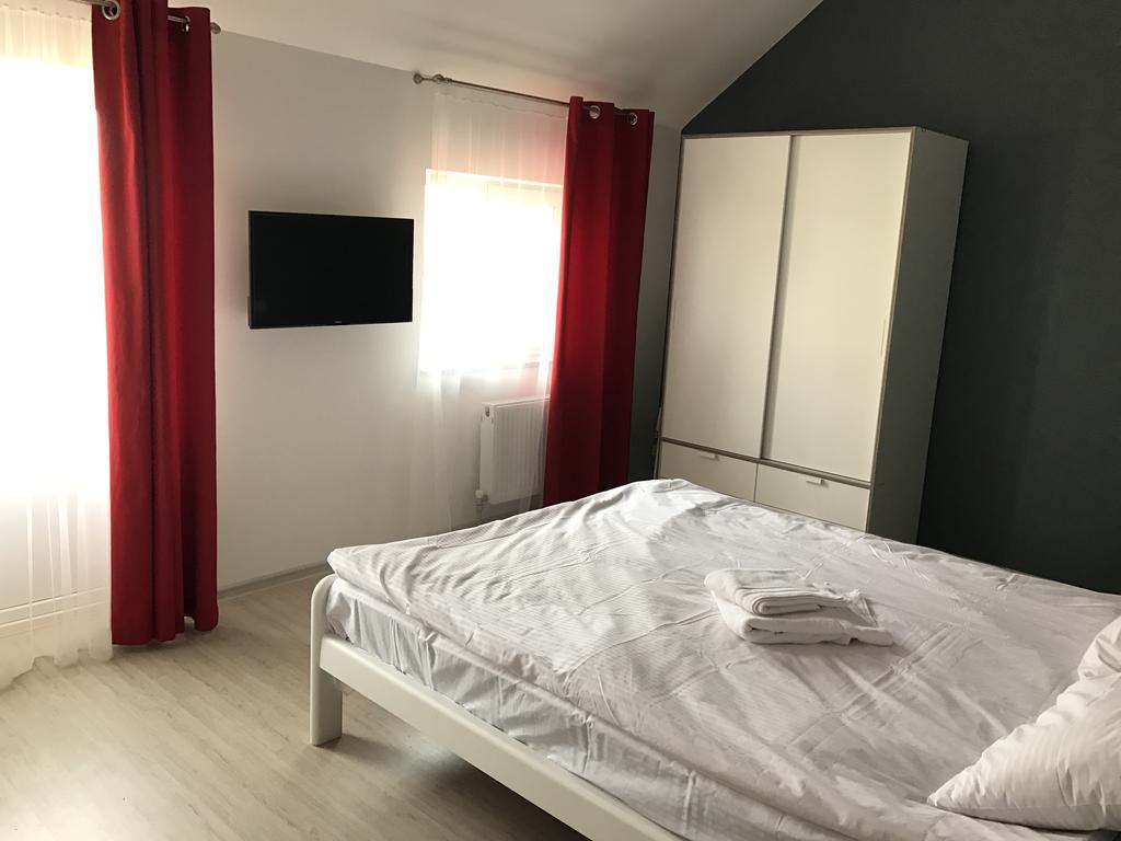 Apartment Zolotoy Bereg 5 Odessa Exterior foto